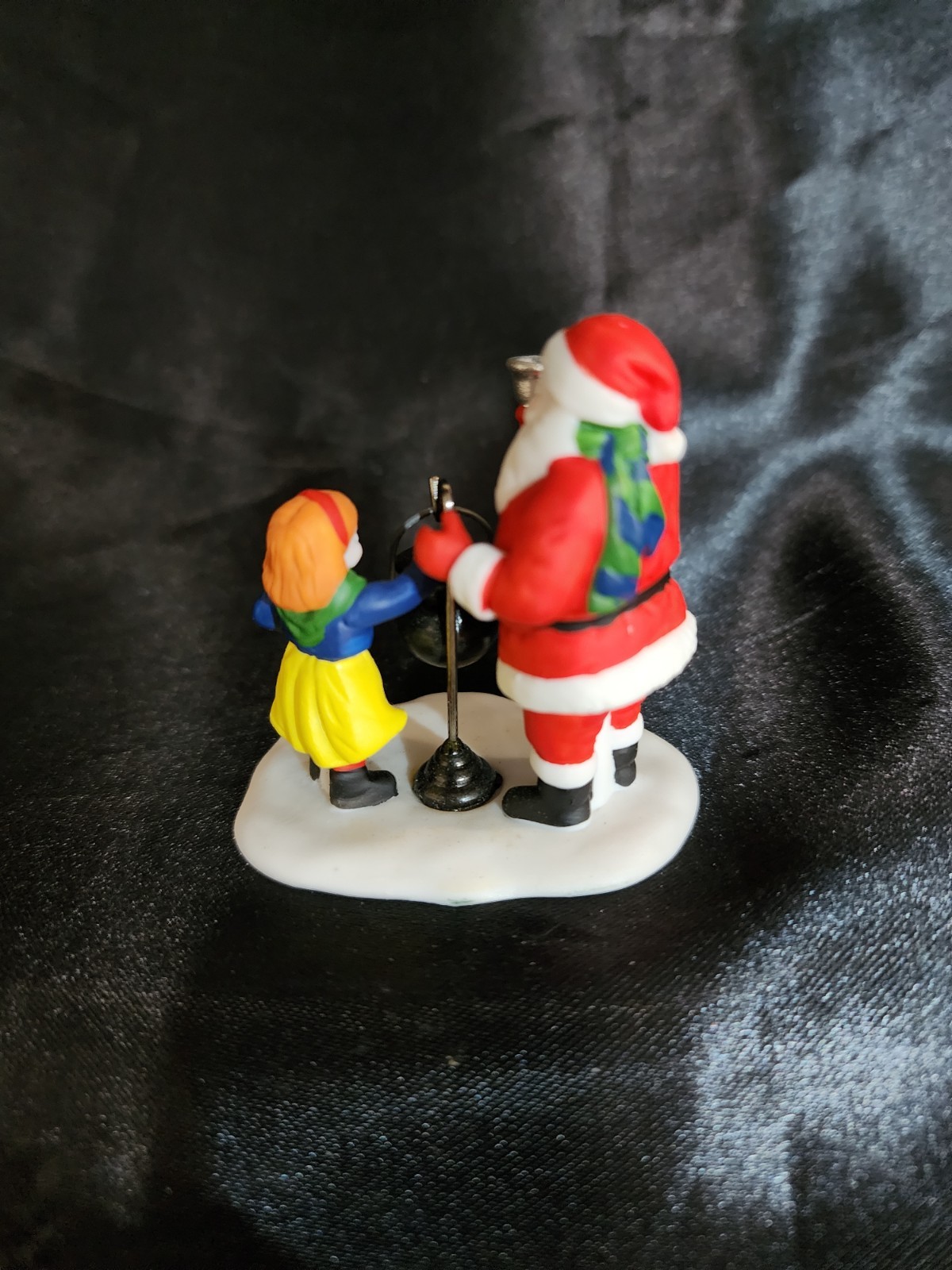 Dept 56 Heritage Village Collection “‘TIS THE SEASON” #5539-5