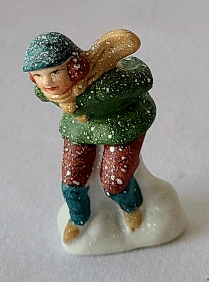 Village Children Skating Wreath Gifts Christmas Figures (4) Porcelain