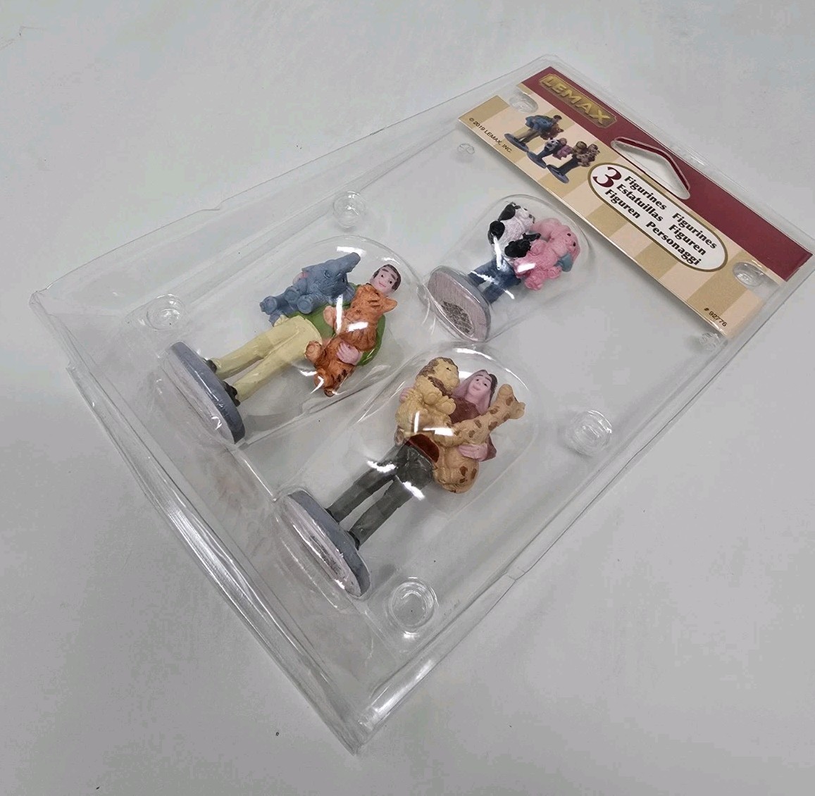 New Lemax Prize Winners Christmas General Products Figures 92776 Figurines