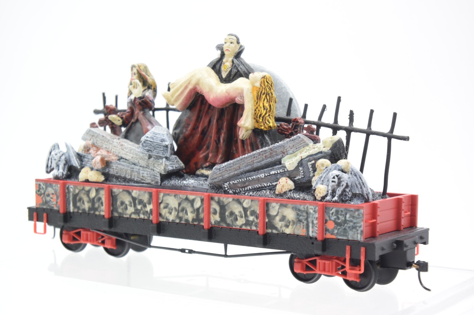 Hawthorne Village The Vampire Blood Feast Gondola Horror Express Halloween Train