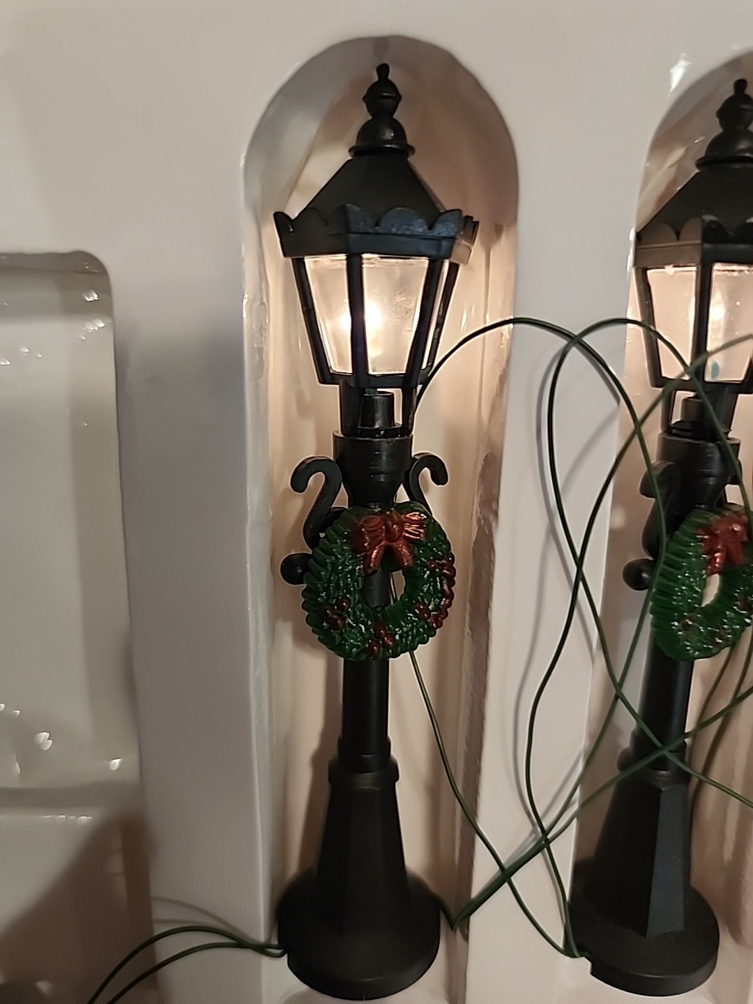 4 VTG Caldor Share The Joy Christmas Street Light Lamp Posts In Box Display