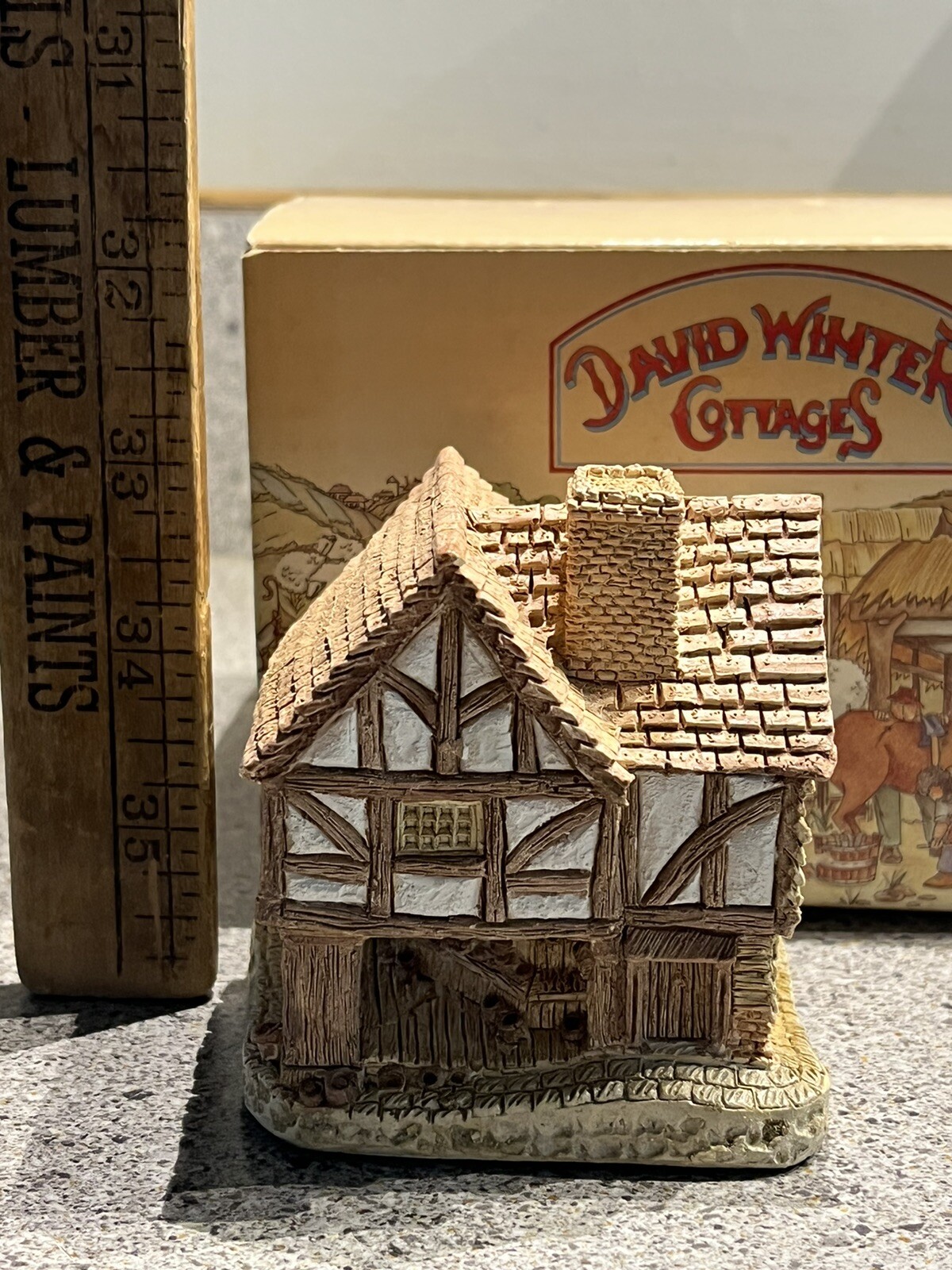 RARE-David Winter Cottages Little Market The Main Collection 1980 Original Box