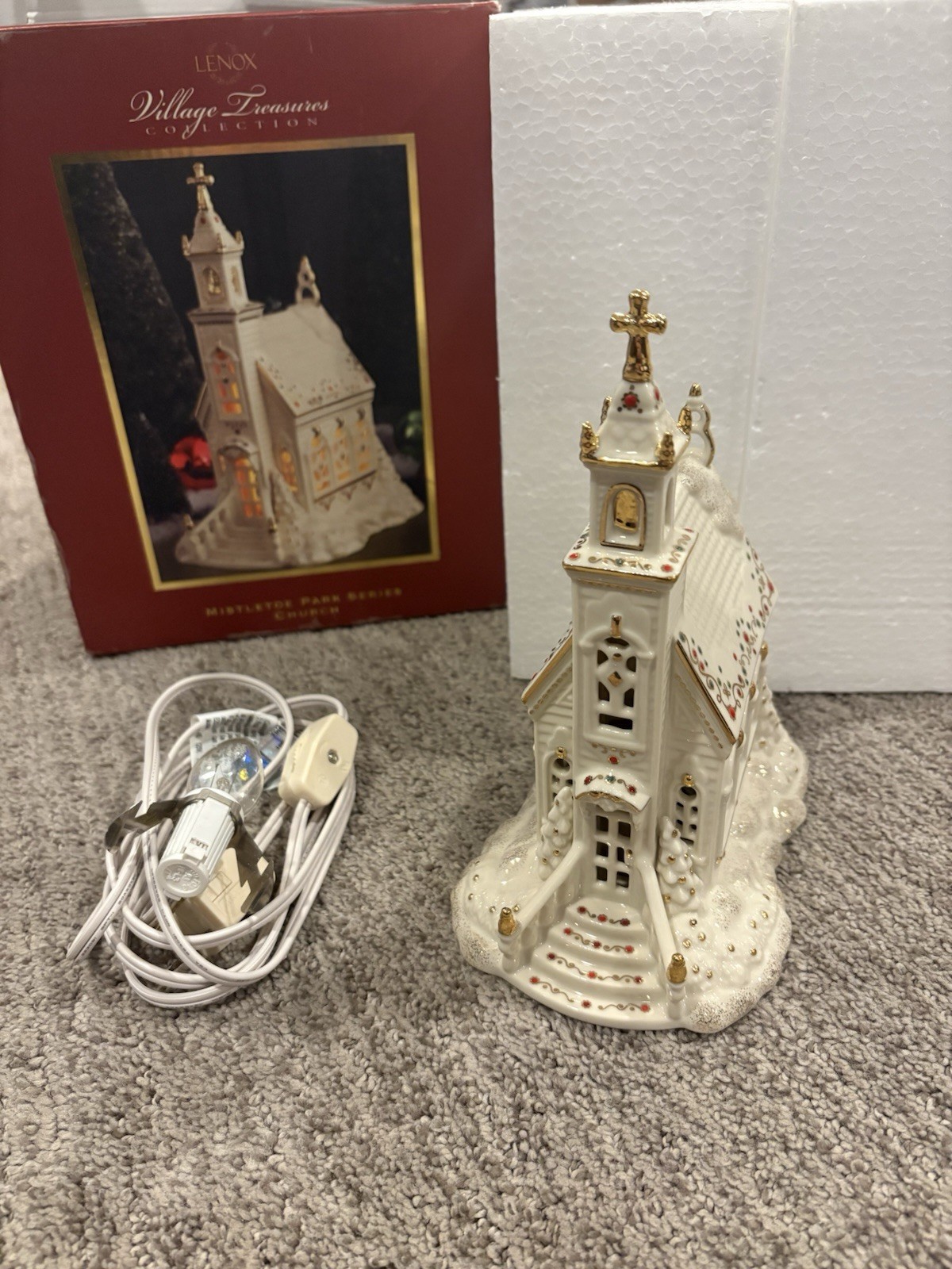 Lenox Village Treasures Mistletoe Park Series “Church” Collectible In Box