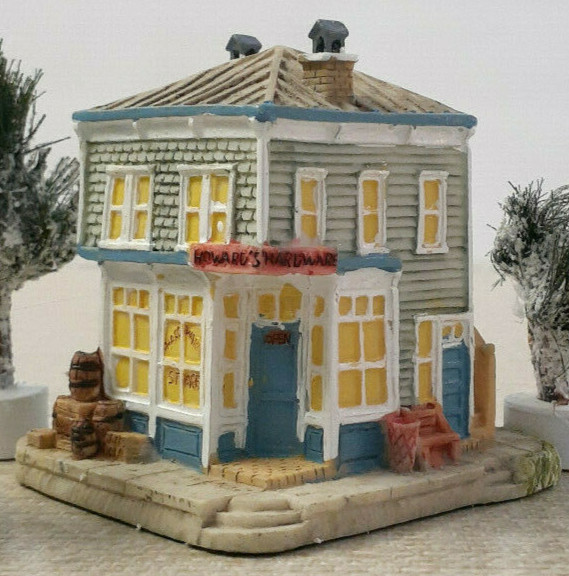 1996 Vtg. Liberty Falls Americana Collection Howard’s Hardware AH103 