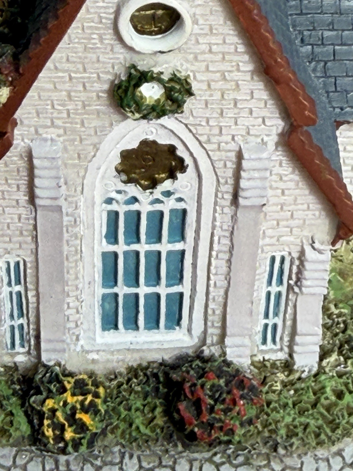 Vintage Santa’s Best Christmas In New England Village Church w/Box 1995