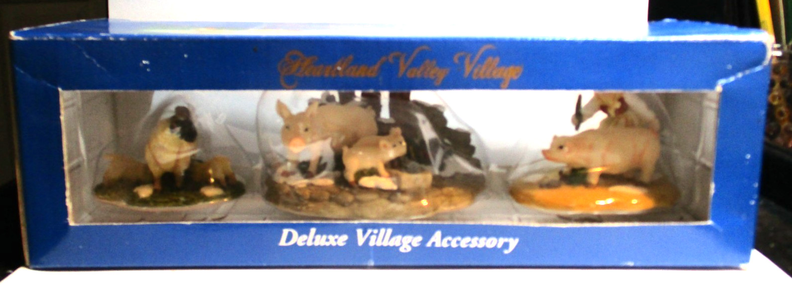 Boxed Heartland Valley Village Farm Animal Accessories Sheep Pigs Girl