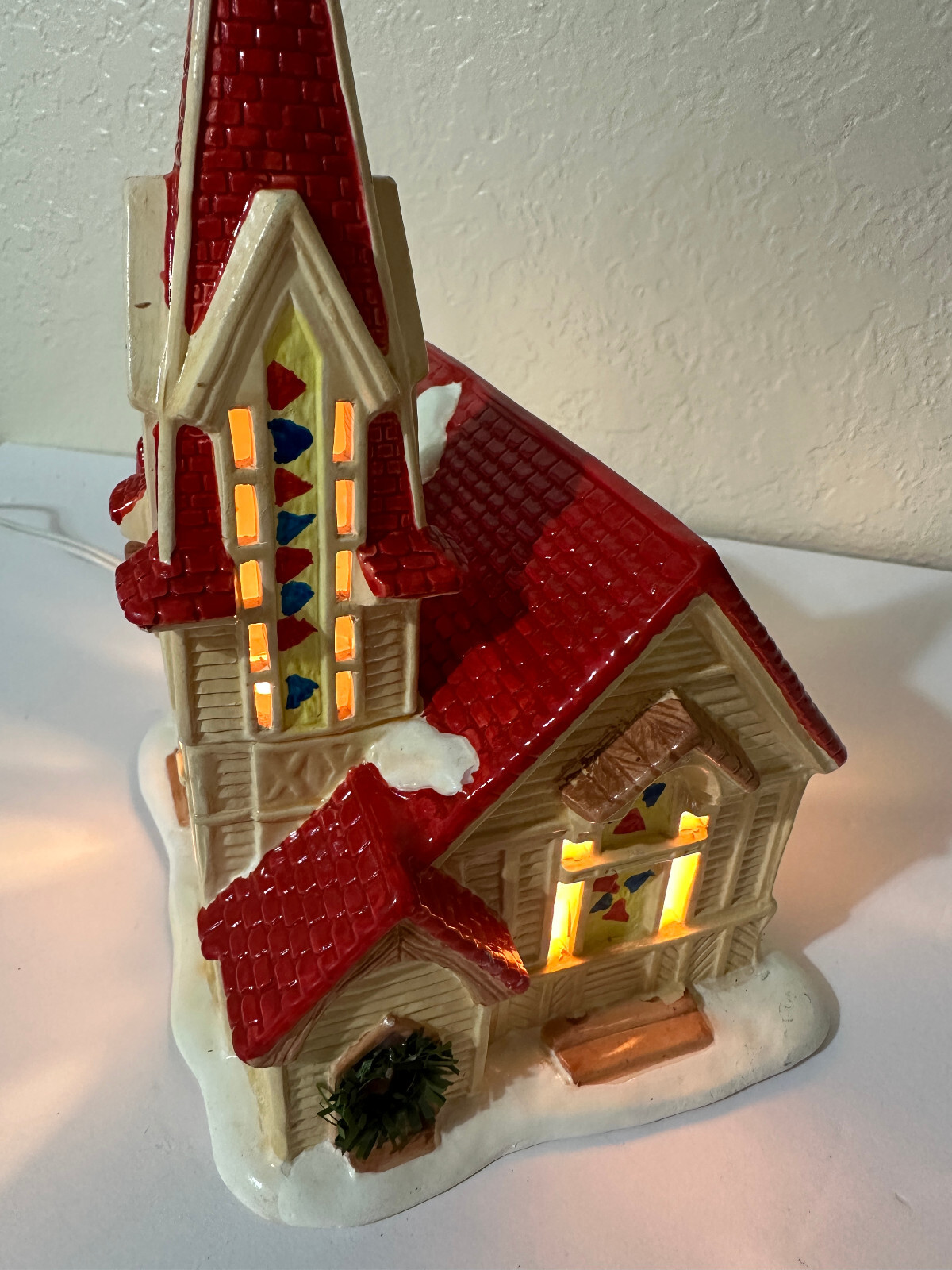 Vintage SEASONAL SPECIALTIES CHURCH CATHEDRAL LIGHTED CHRISTMAS VILLAGE