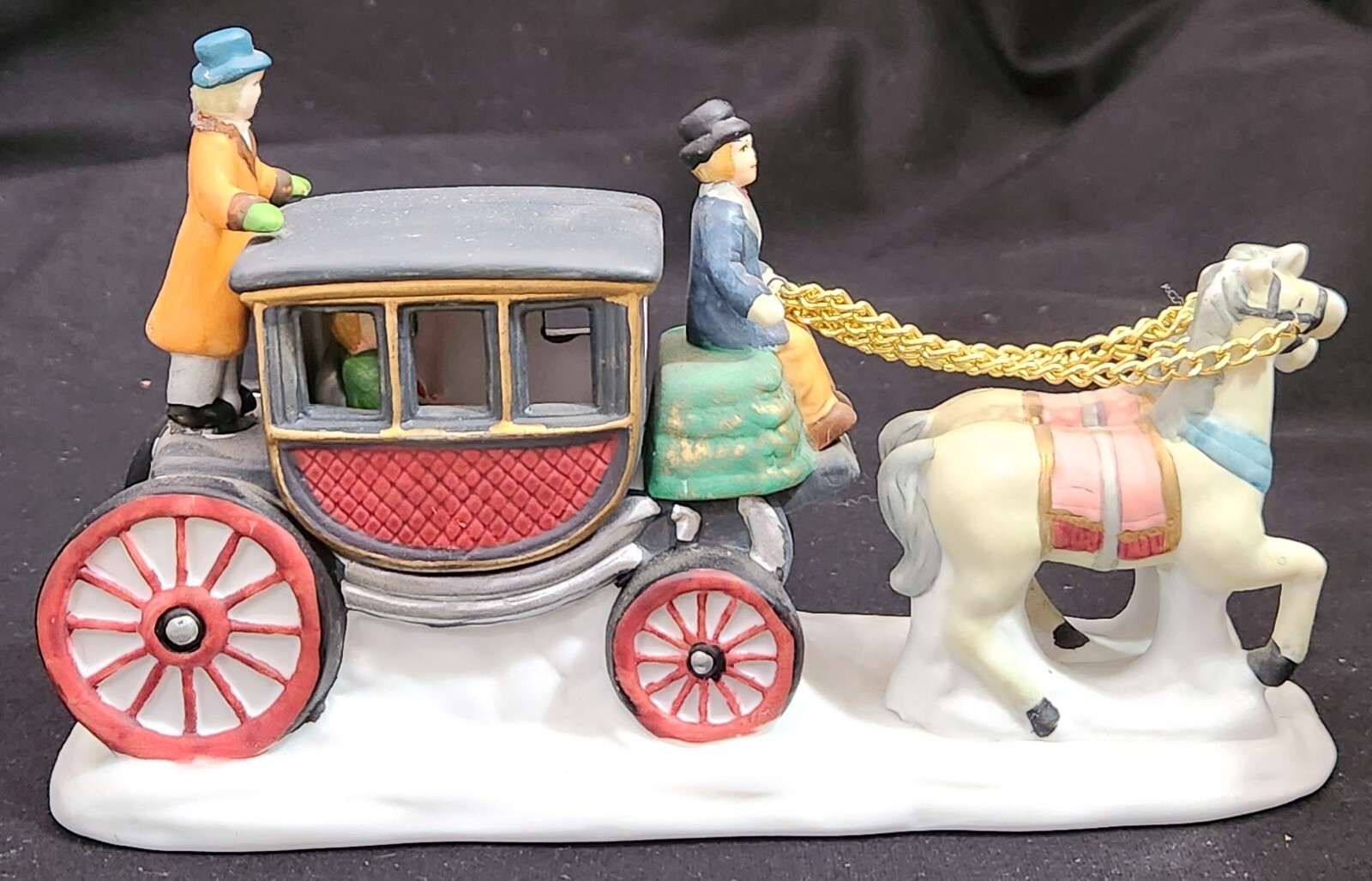 Dickens HORSE DRAWN CARRIAGE buggy Christmas Village building accessory DAMAGED