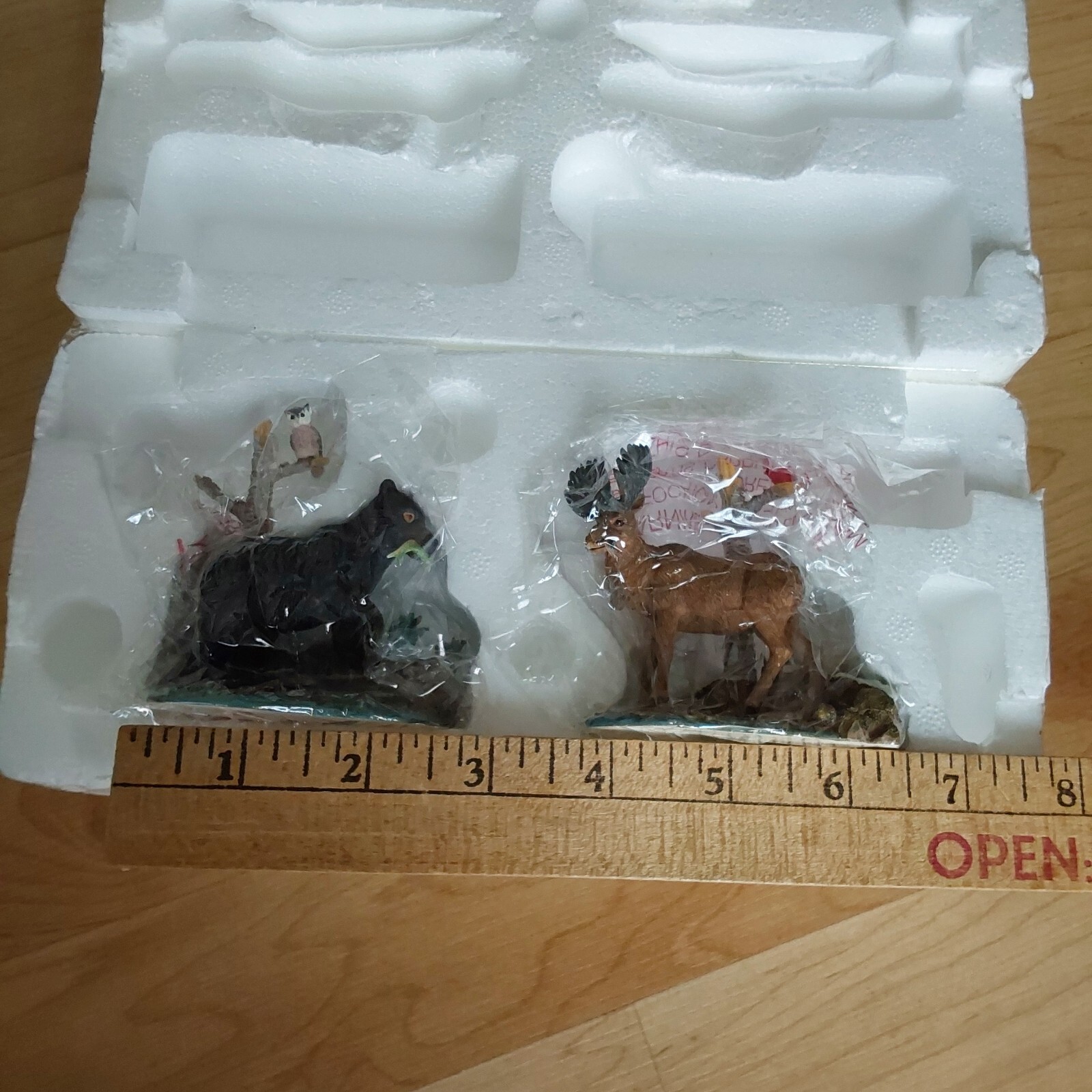Dept. 56 2001 Village Accessories Mountain Creek Bear & Moose 56.53017