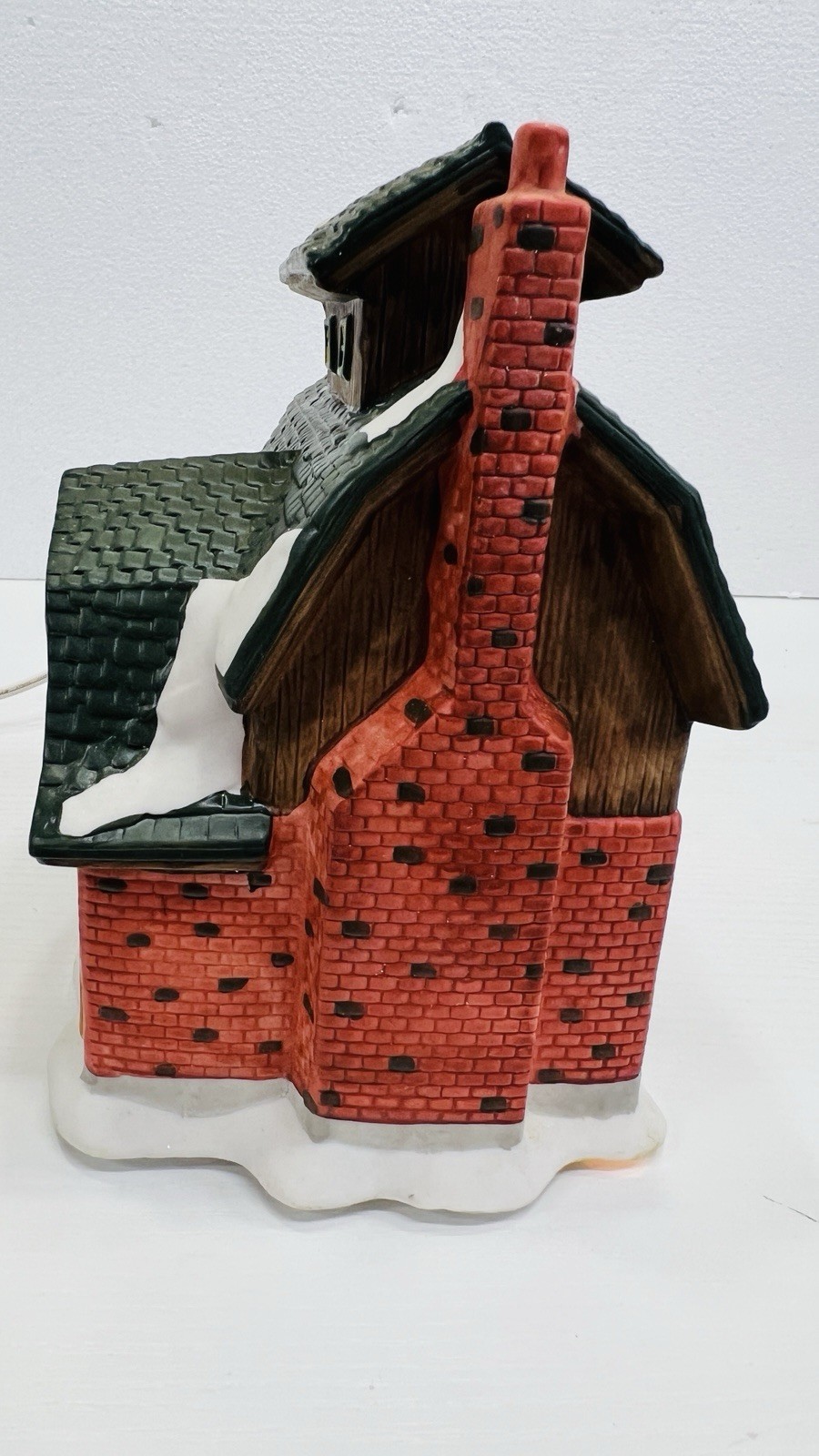 Christmas Delights Porcelain “Farmers Market” Lighted House Retired Excellent !