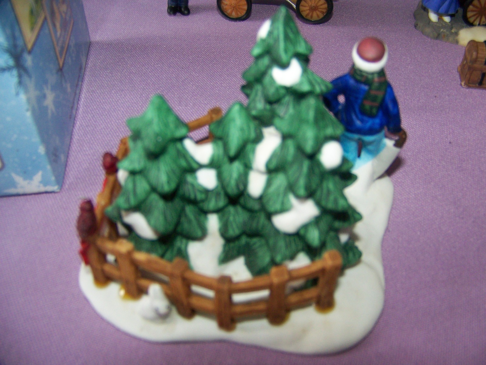 6 Hershey’s Holiday Village Pieces Village Tree,Cart,Baskets ,Tree Lot, & More