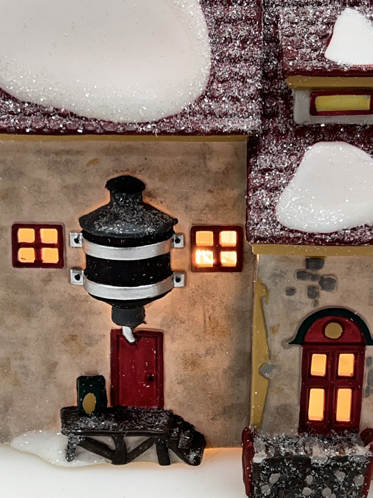 Dept 56 Popcorn And Cranberry House North Pole Series #56388