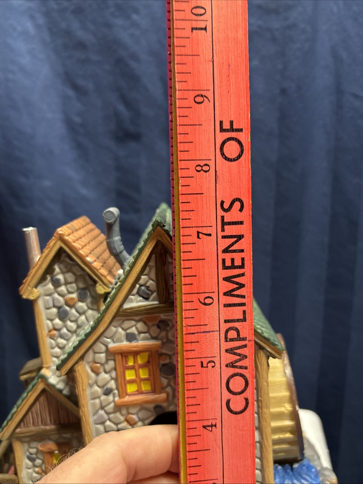 Lemax- Menard Mill Village Collection- 2011- Lighted 1060