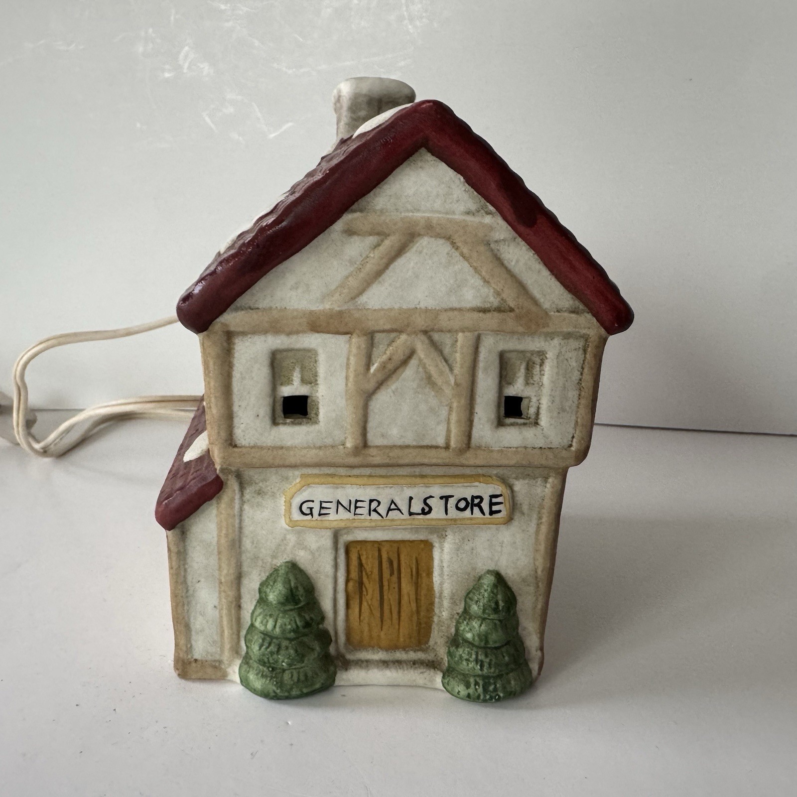 Vintage General Store Village Building, No Original Box, Light Works, Free Ship