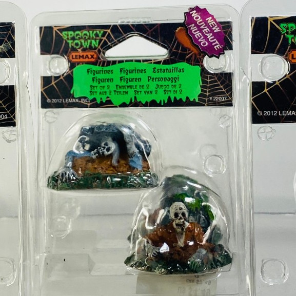 Lemax ZOMBIES Set of 2 # 22007 Halloween Spooky Town Village Retired 2012