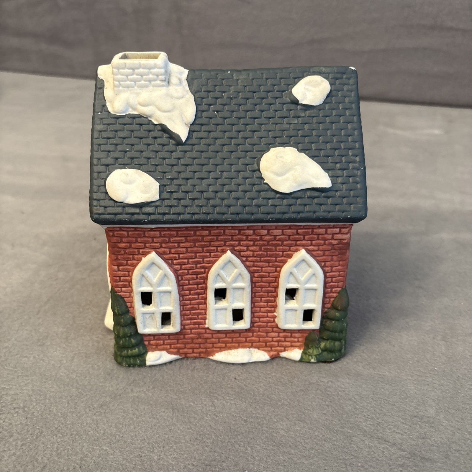 Winter Valley Villages Porcelain Church Vintage 1994 Christmas – Missing Steeple