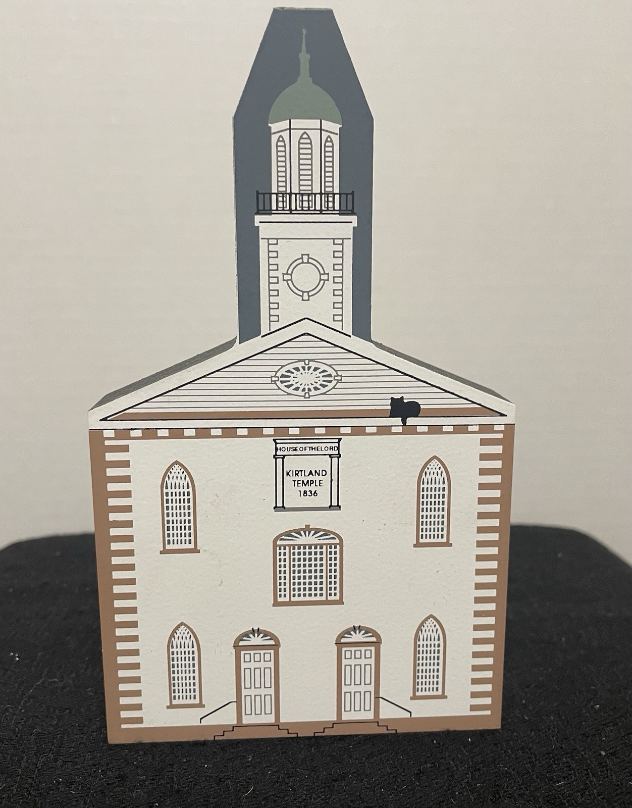 Vtg. Cat’s Meow Village Historic Kirtland Temple 1991 Signed Wooden Shelf Sitter