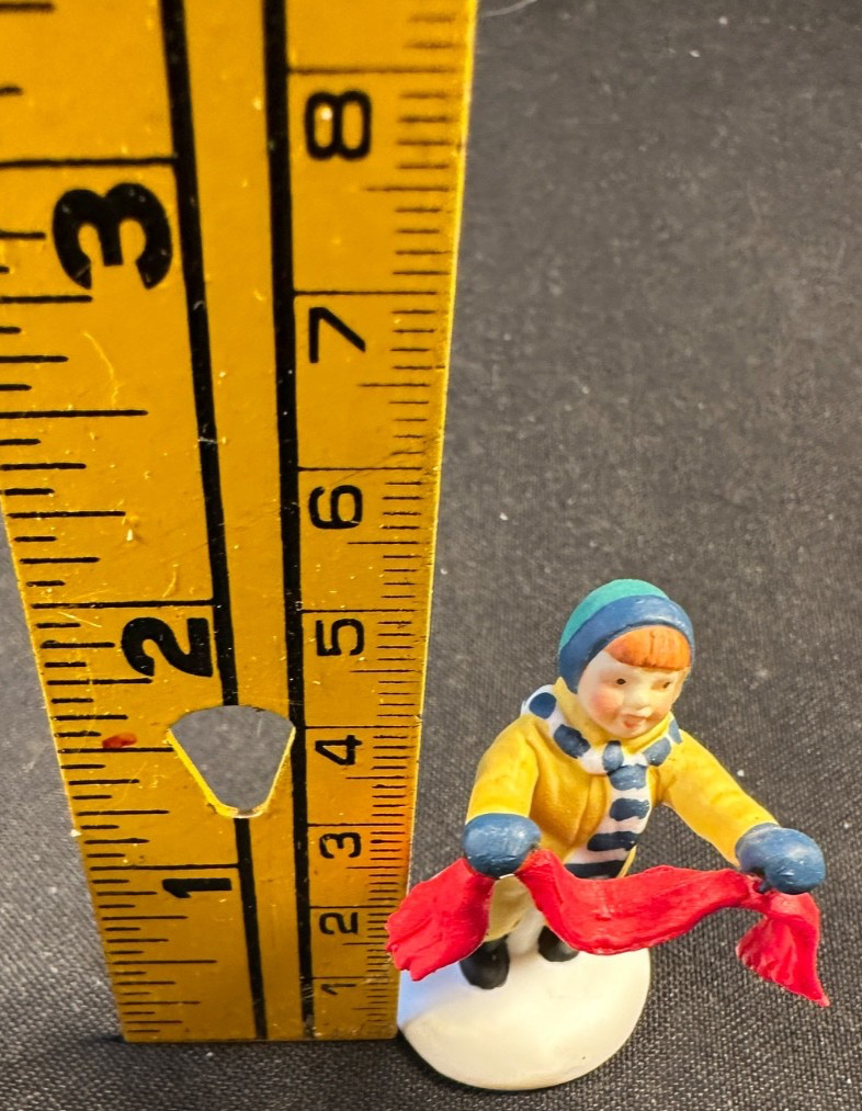 Dept 56 Heritage Village Playing in the Snow #555565 Retired 1993-1996