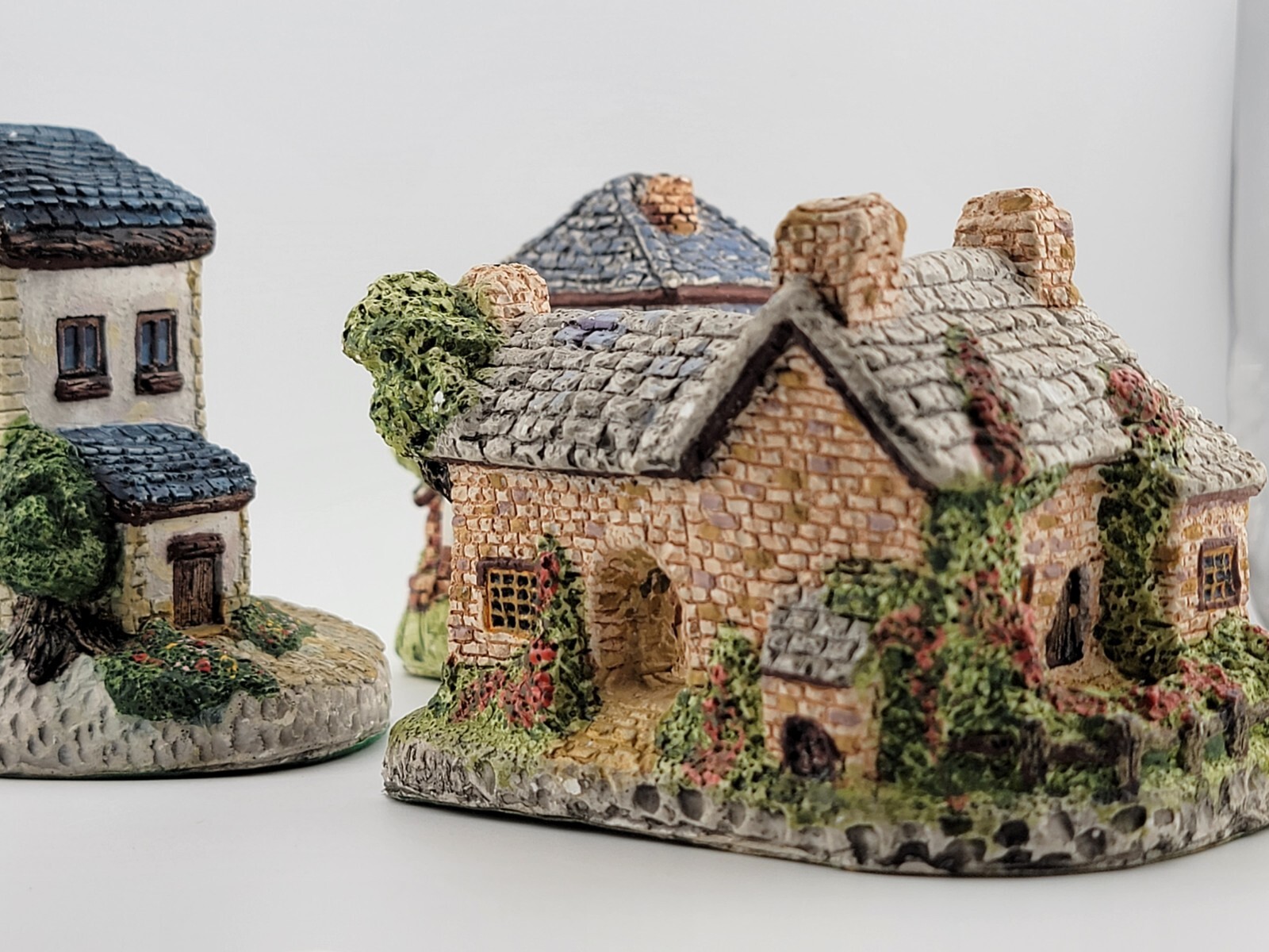 Lot Of 3 Vintage English Cottages- Made In Taiwan – Christmas Gift Idea