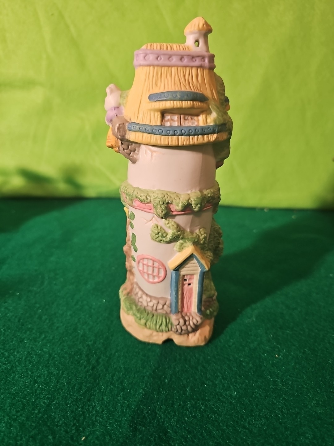 Vintage Lot Of 4 Easter Village Houses.