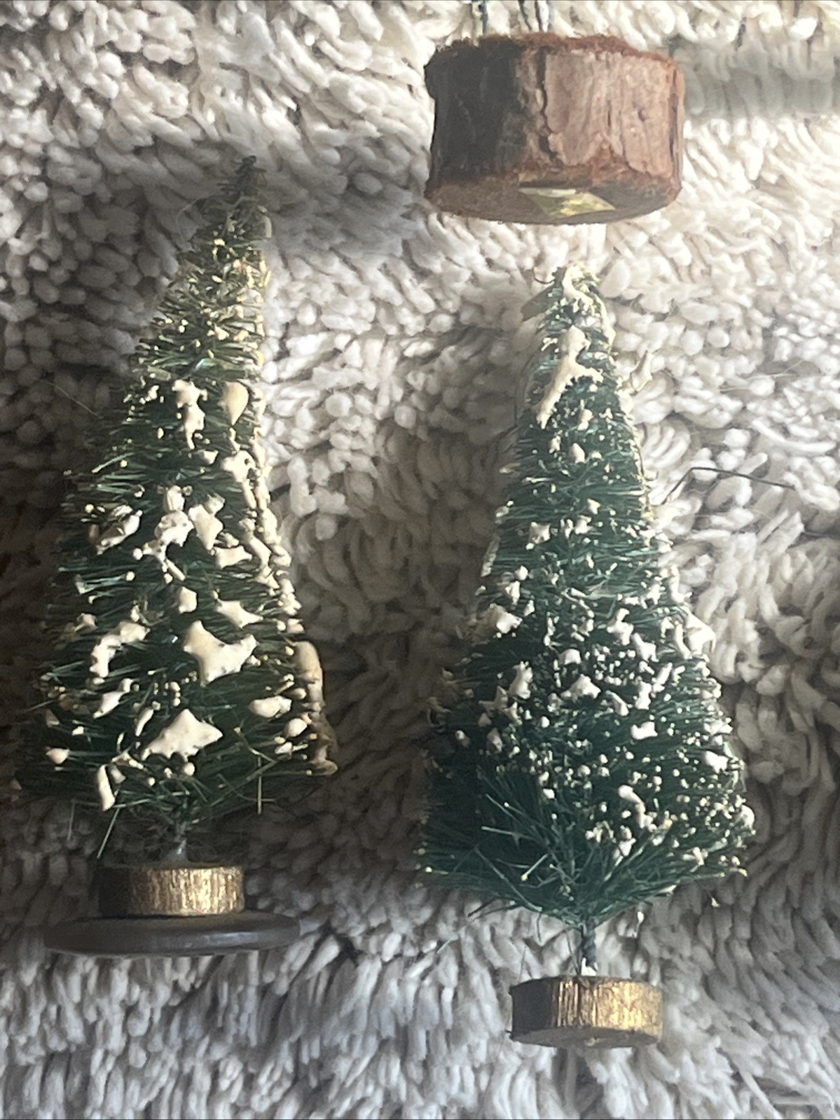 Lot Of 8 Vintage Bottle Brush Christmas Village Flocked Trees Wood Base 3” – 4”