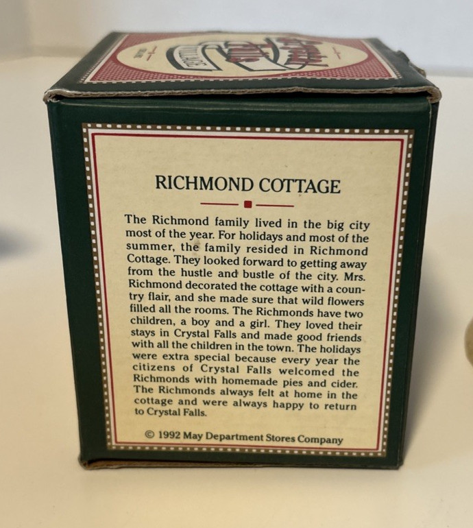 VTG 1992 Crystal Falls Village Richmond Cottage Miniature Christmas Resin Figure