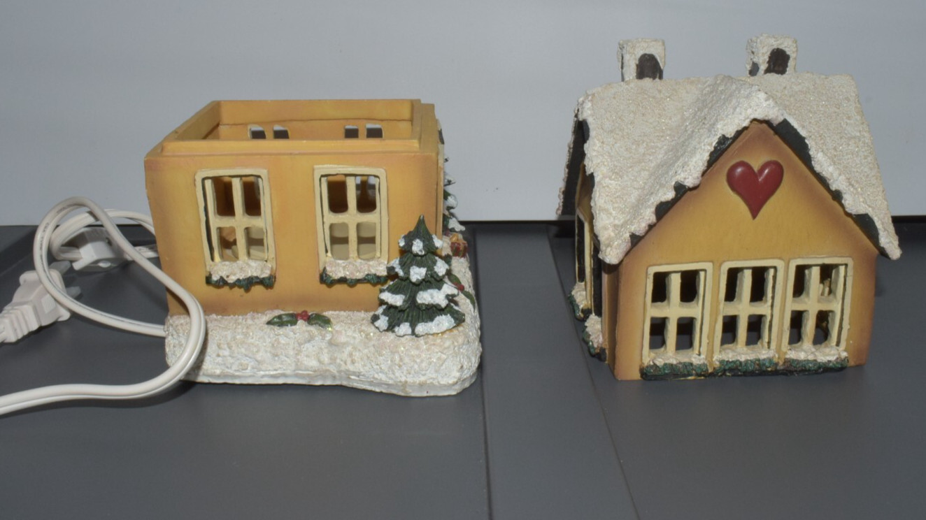 Christmas Village Ceramic House Two-Floor w/ Plate Warmer Inside- Electric Wired
