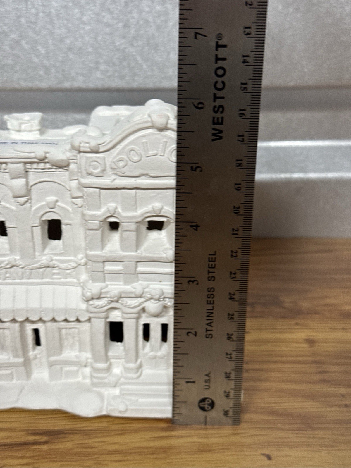 NEW California Creations Police Station Lawyer SE184 Plaster Christmas Village
