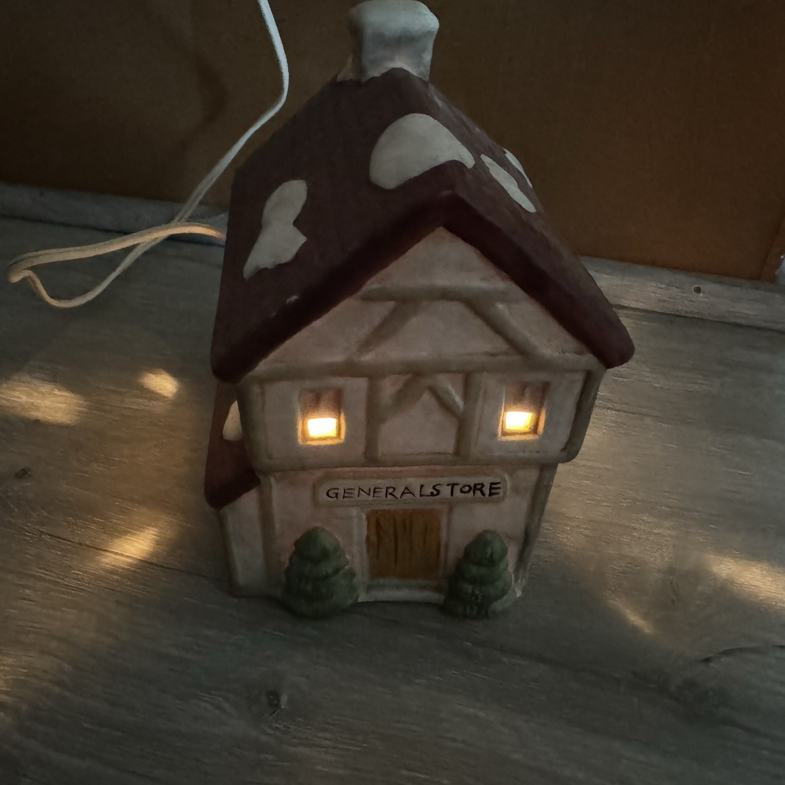 Vintage General Store Village Building, No Original Box, Light Works, Free Ship