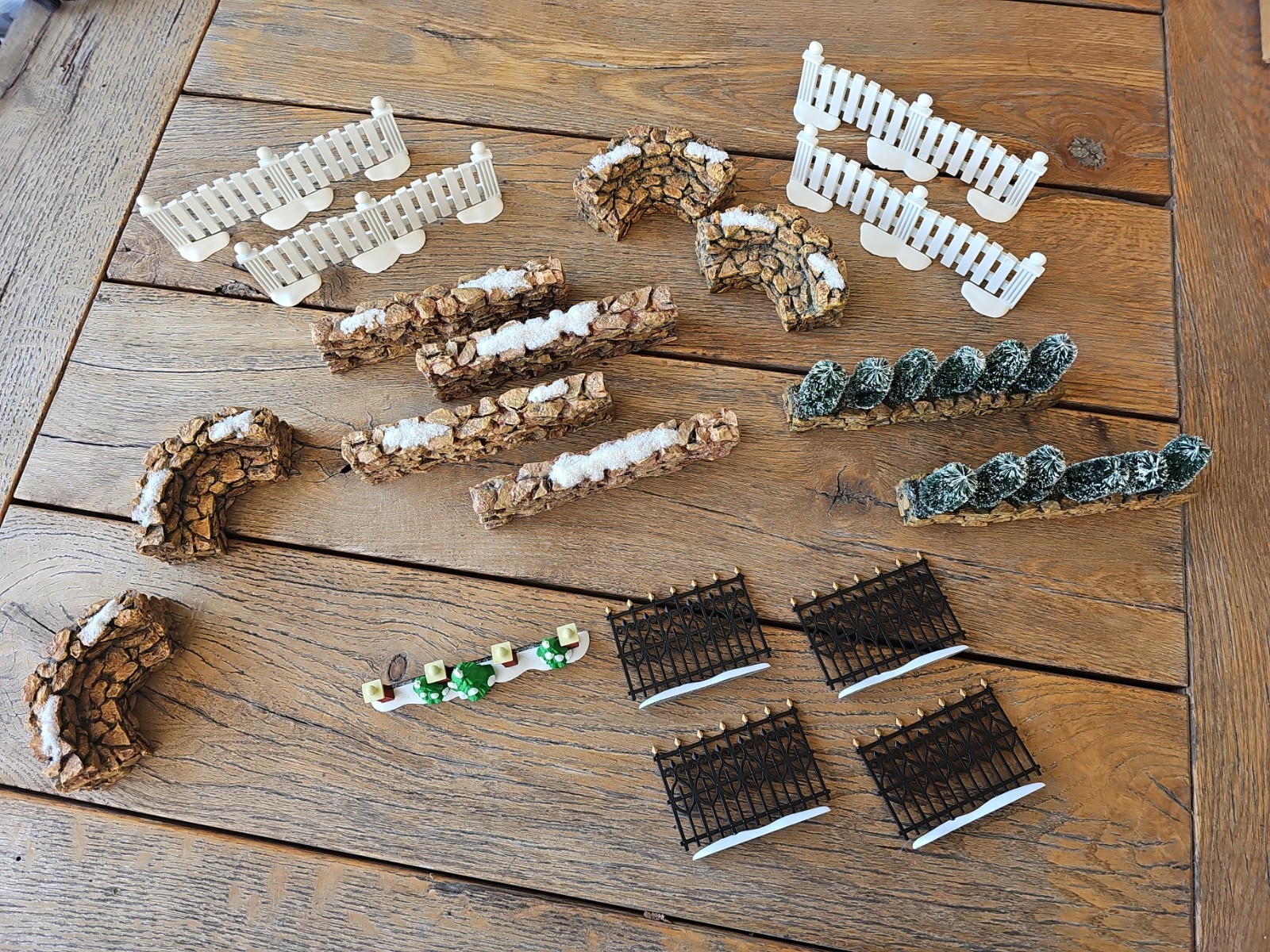 Dept 56 LOT OF 19 Picket Fence Hedge Row Stone Walls Iron Evergreen Christmas