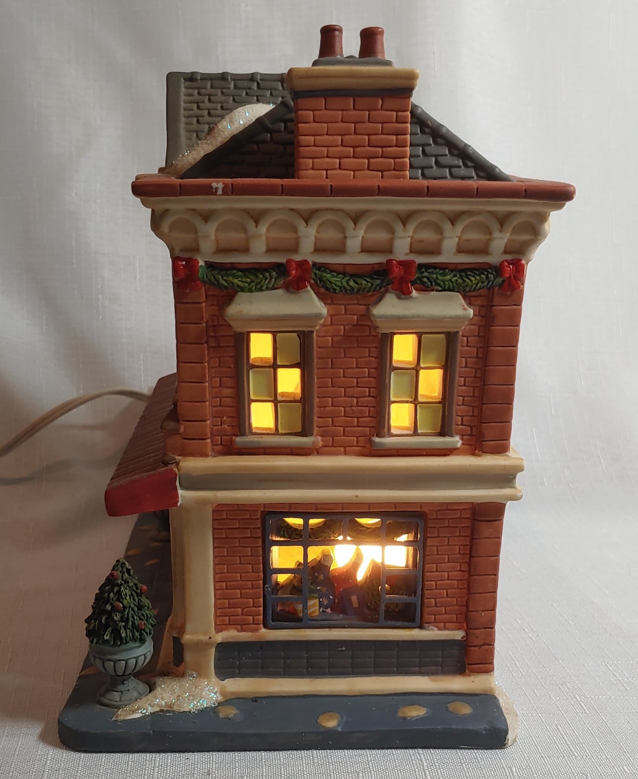 Holiday Time “Walton’s 5 and 10” 2004