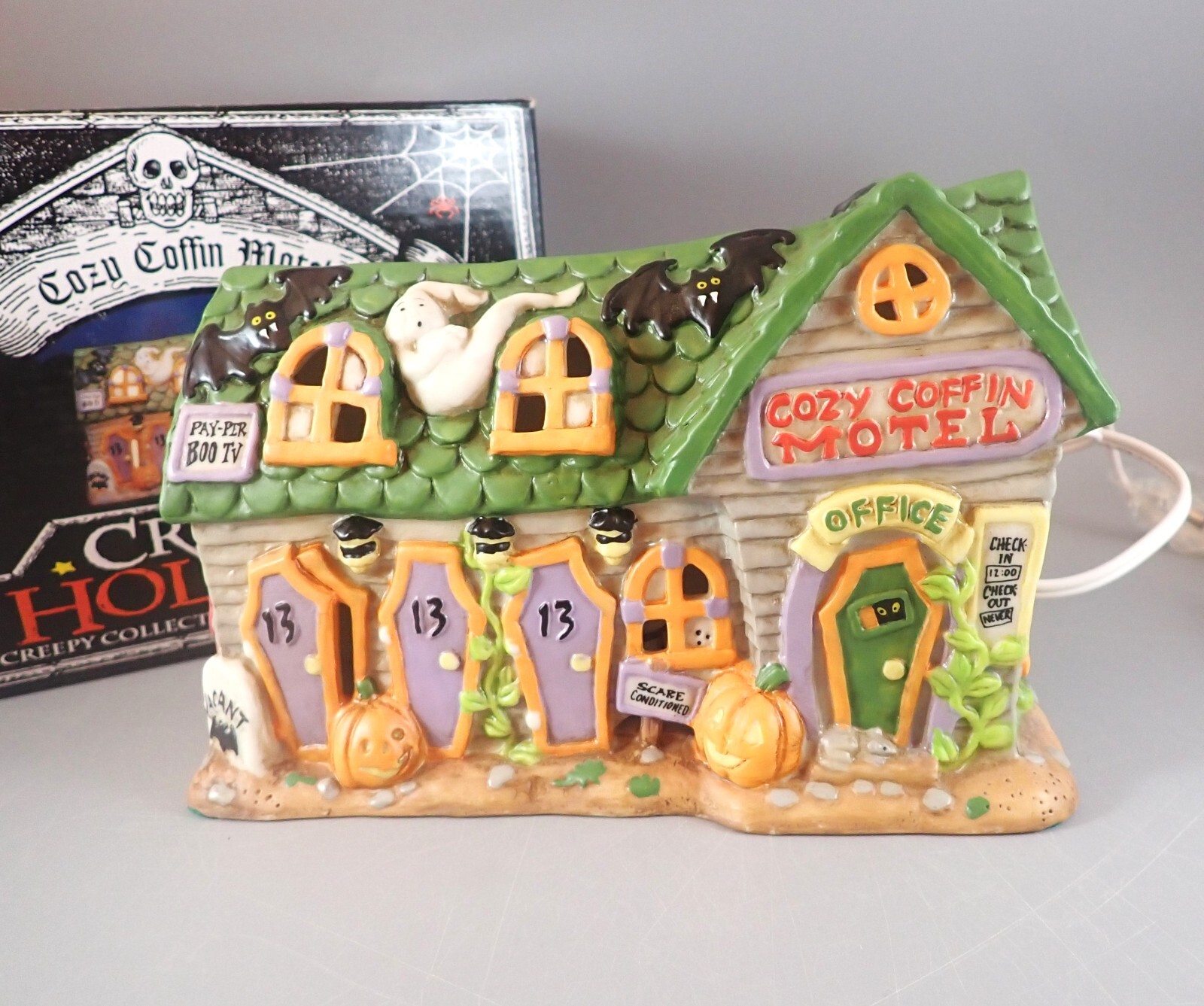 Creepy Hollow Cozy Coffin Motel Halloween New in Box Midwest Cannon Falls