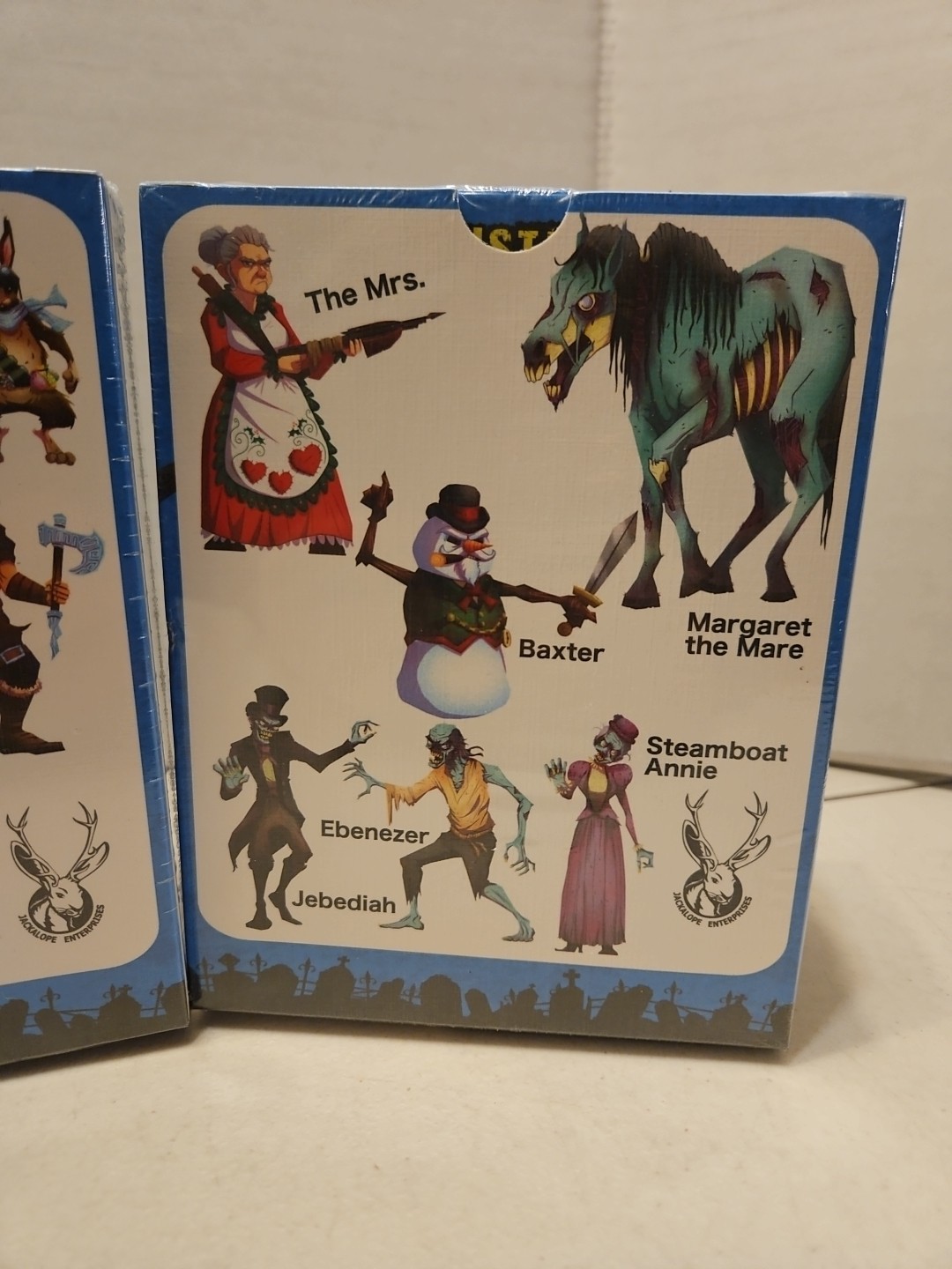 War In Christmas Village Tabletop Miniature Figurines – Lot Of 4 – New Z