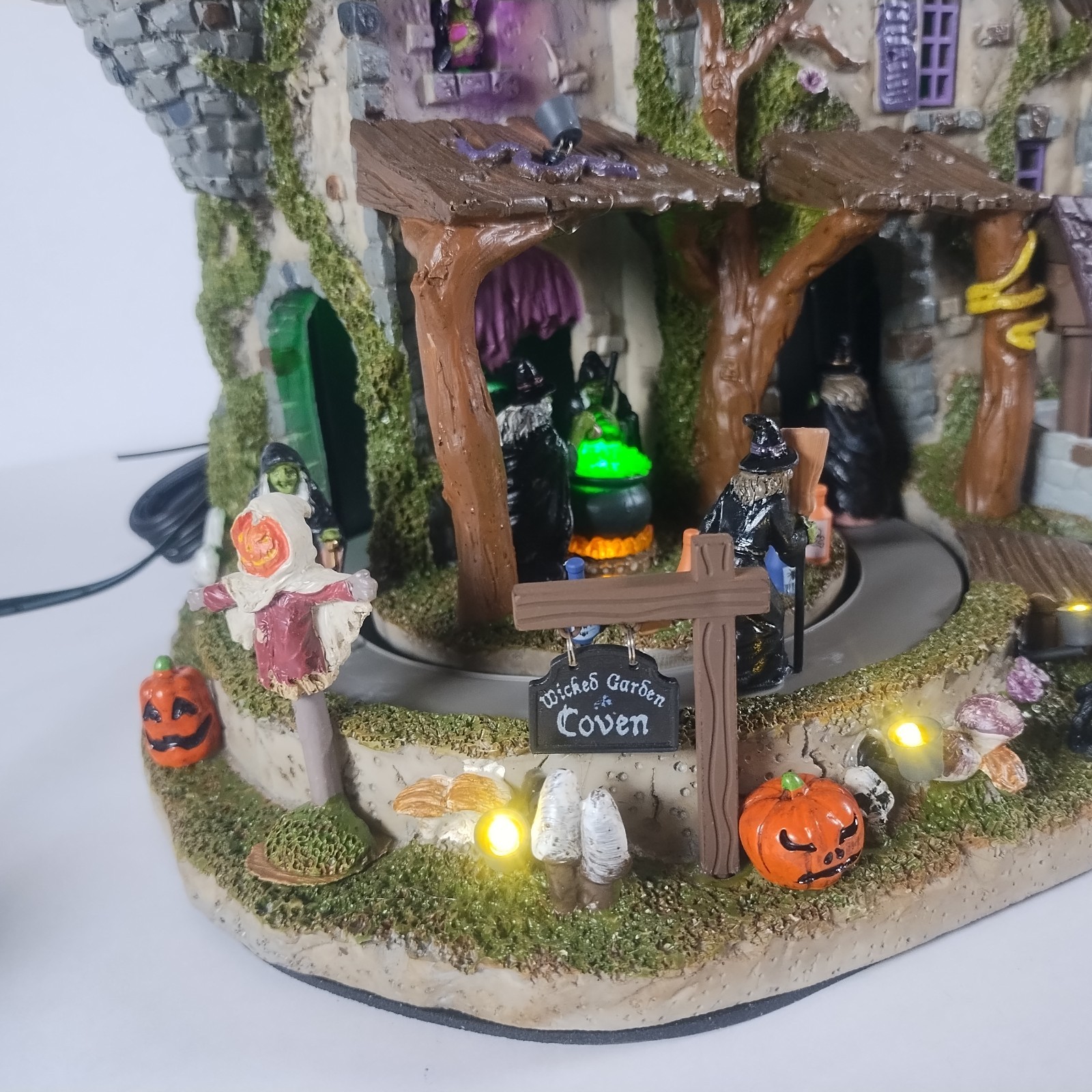 Lemax Spooky Town Wicked Garden Coven #35017 Animation Soundtrack & Lighting
