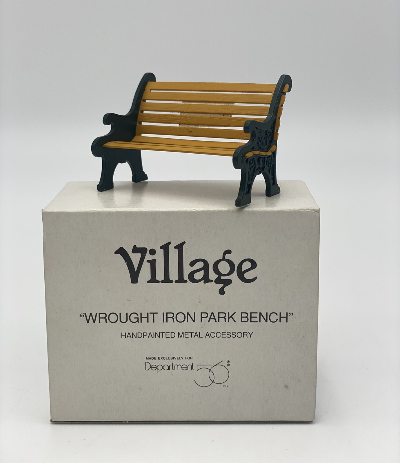Dept 56 WROUGHT IRON PARK BENCH 52302 Brown & Green Village Accessory Heritage