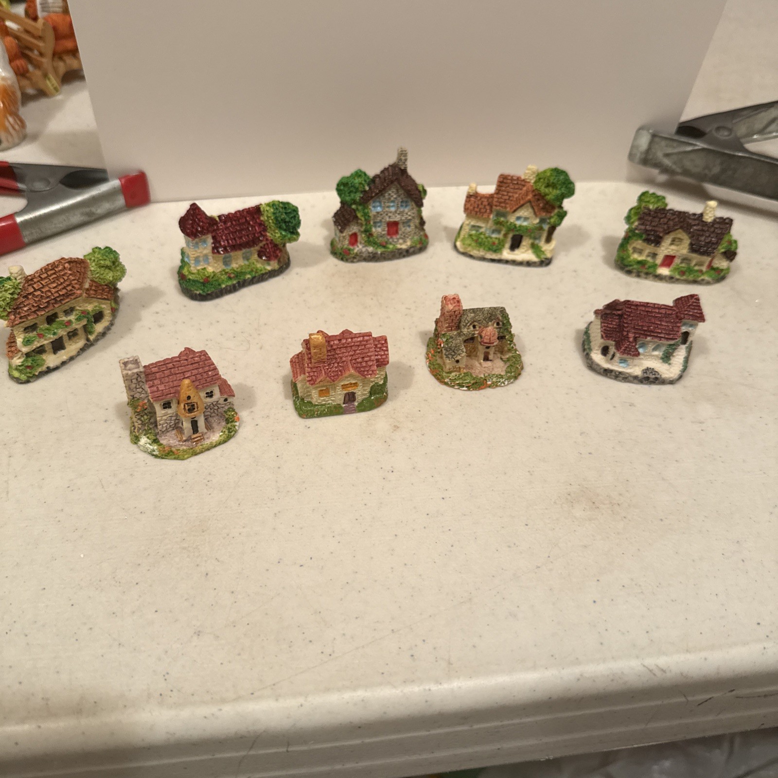 English village miniatures – Resin houses display holiday (Lot of 9