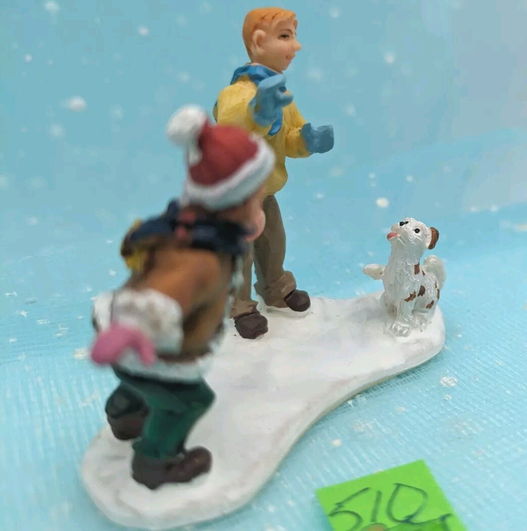 Children playing spotted dog Christmas Village Figurine NO BOX INV510