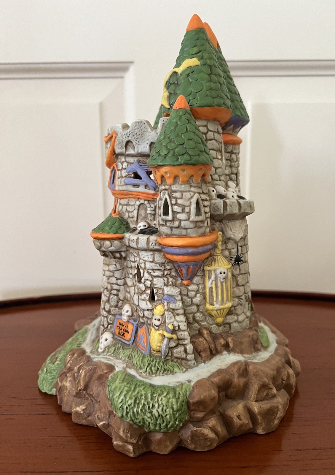 VTG Creepy Hollow Creepy Castle 1996 LE of 5000 Pieces Dragon W/Sphere Midwest
