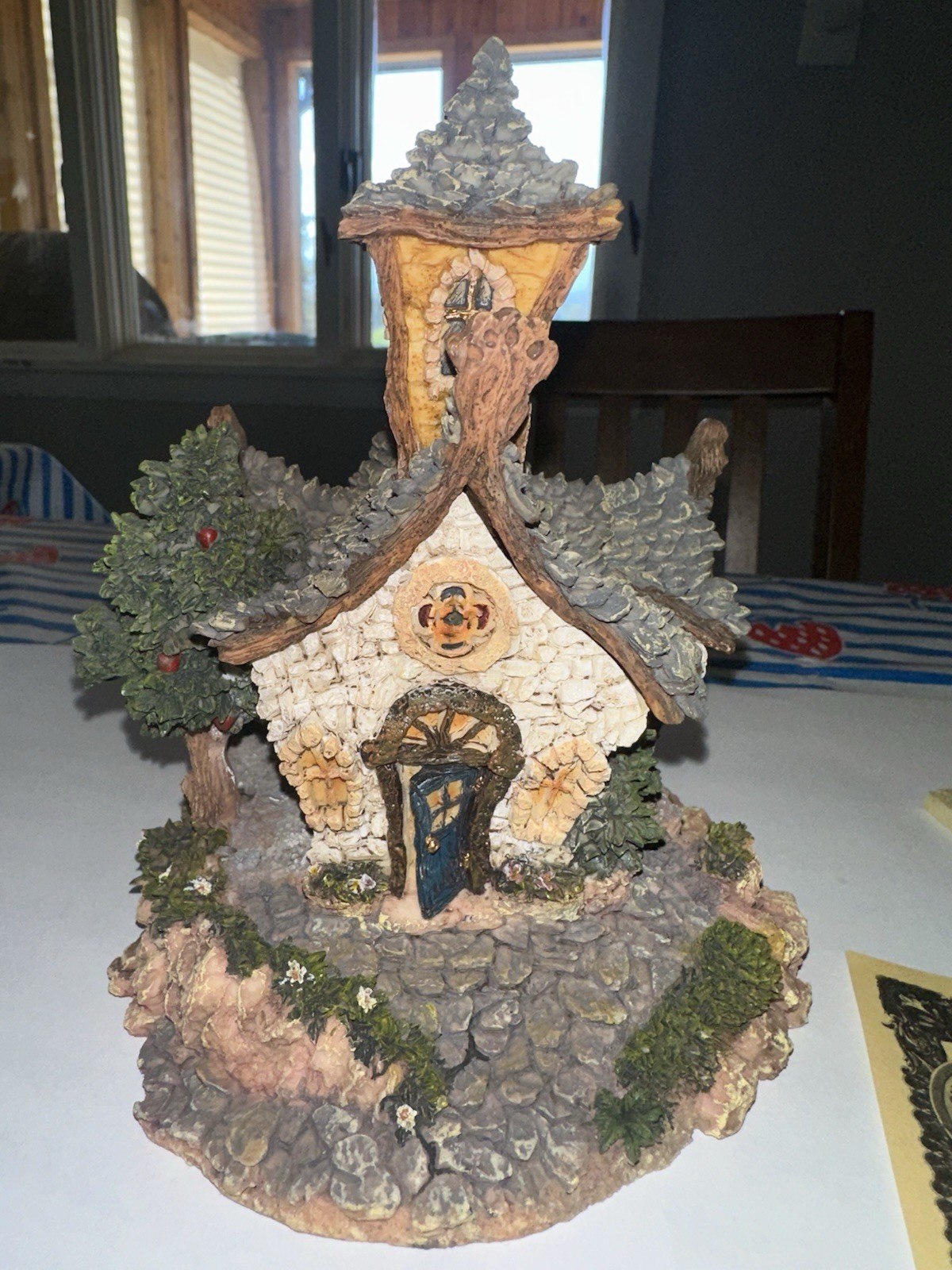 Boyd’s Bears Bearly Built Villages The Chapel in the Woods