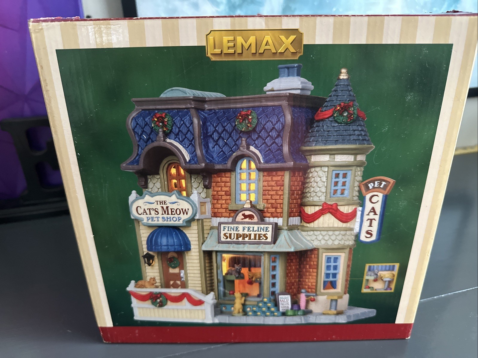 LEMAX Cats Meow Pet Shop NIB Retired Light Up Rare Christmas Village Store