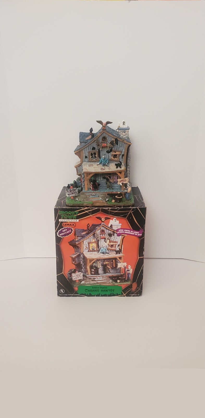 2010 Lemax Limited Edition Halloween Spooky Town Haunted Cabin