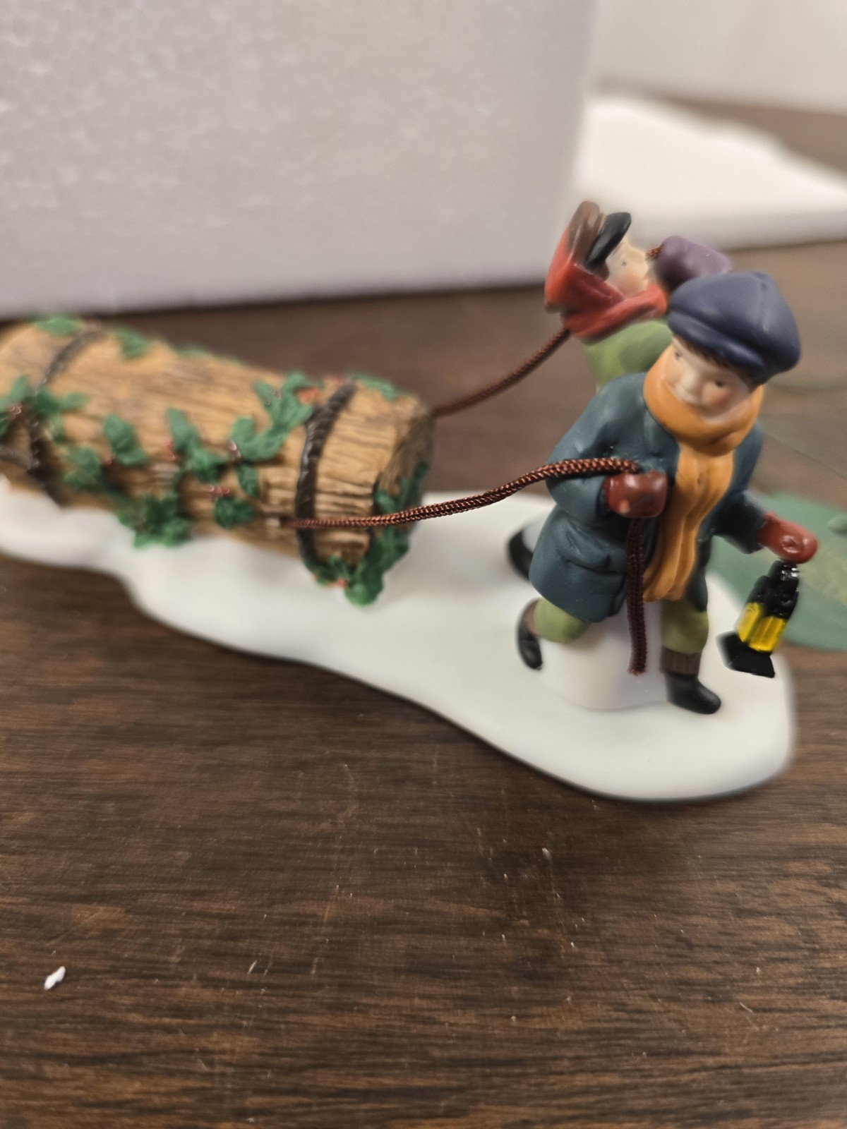 NIB Dept 56 The Heritage Village Collection “Bringing The Yule Log” Figurines