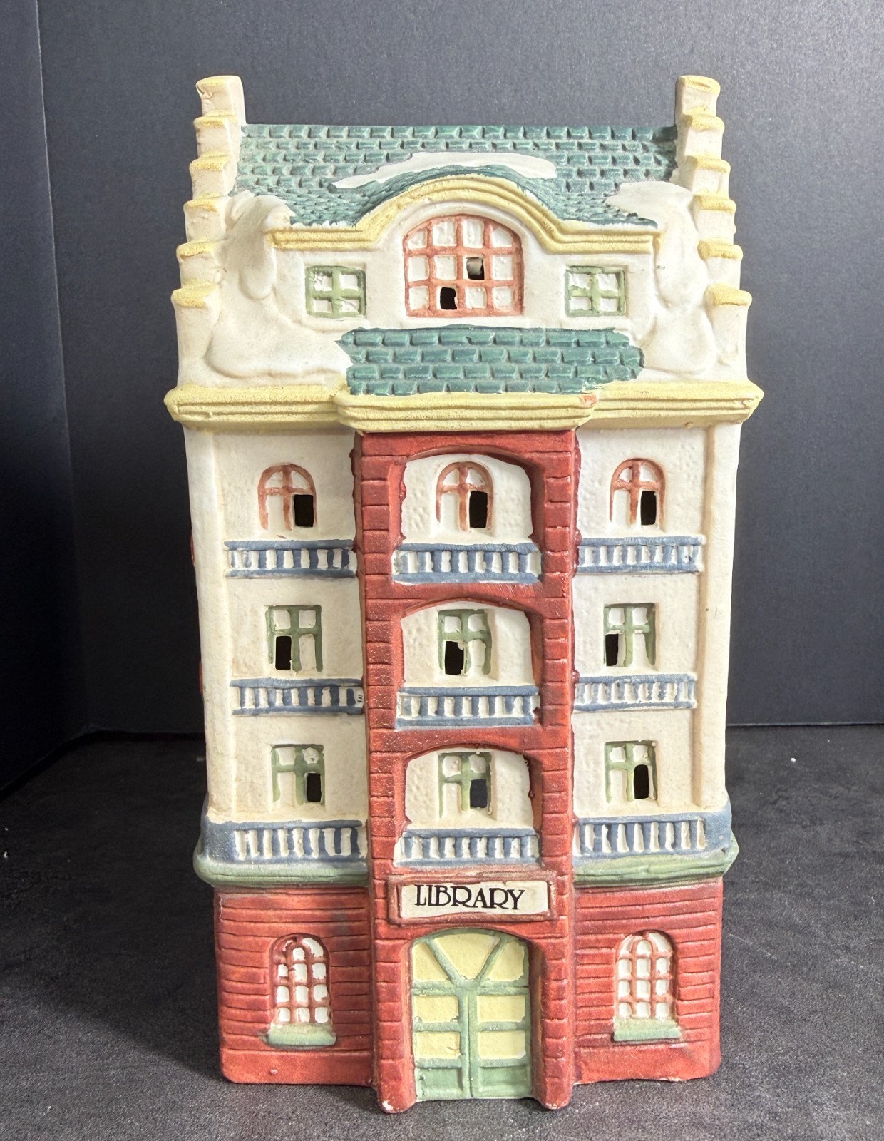 Holiday Expressions Dickens Collection Library Lighted Christmas Village Buildin