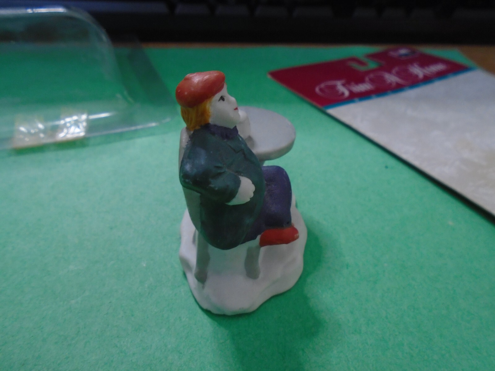 TRIM A HOME Village Accessory Polyresin Porcelain Figurine Man Drinking Coffee N