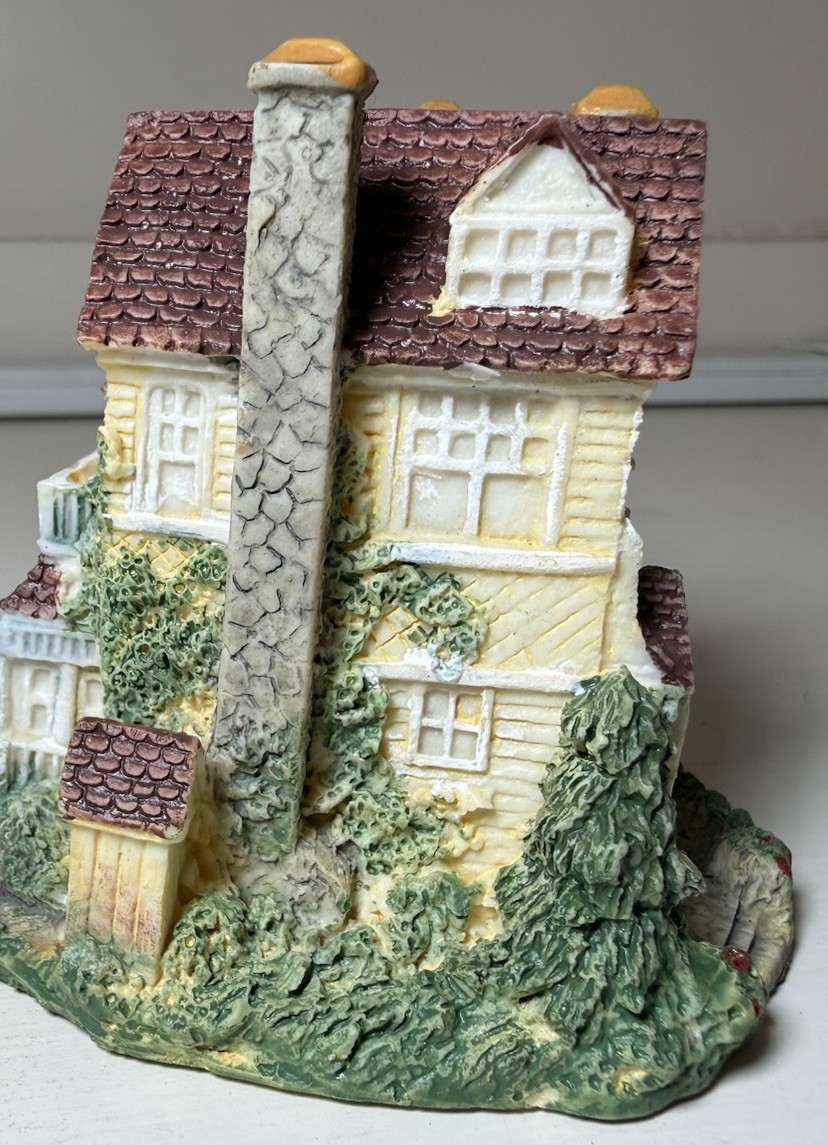 The Americana Collection AH40 The Clark Mansion NIB