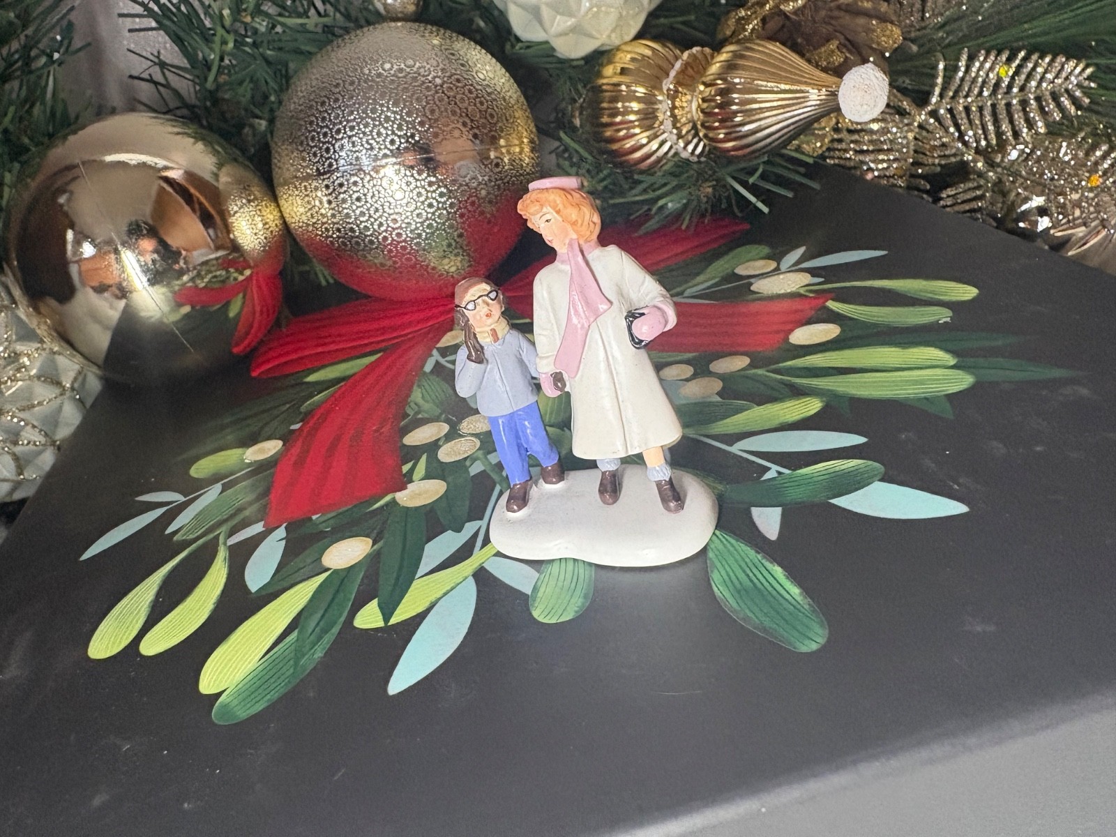 Dept 56 A CHRISTMAS STORY 2006 Ralphie Needs New Glasses #M92644 No box