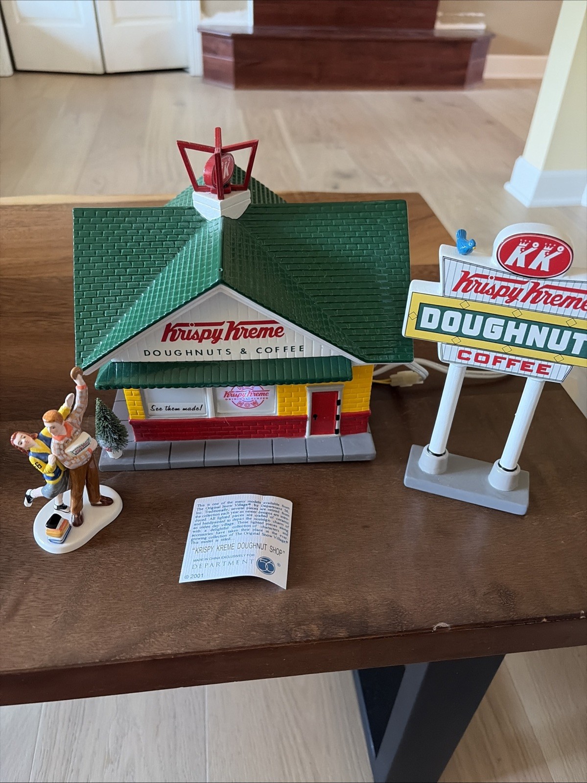 Dept. 56 Krispy Kreme Doughnut Shop Lighted Snow Village Piece & Figurine EUC
