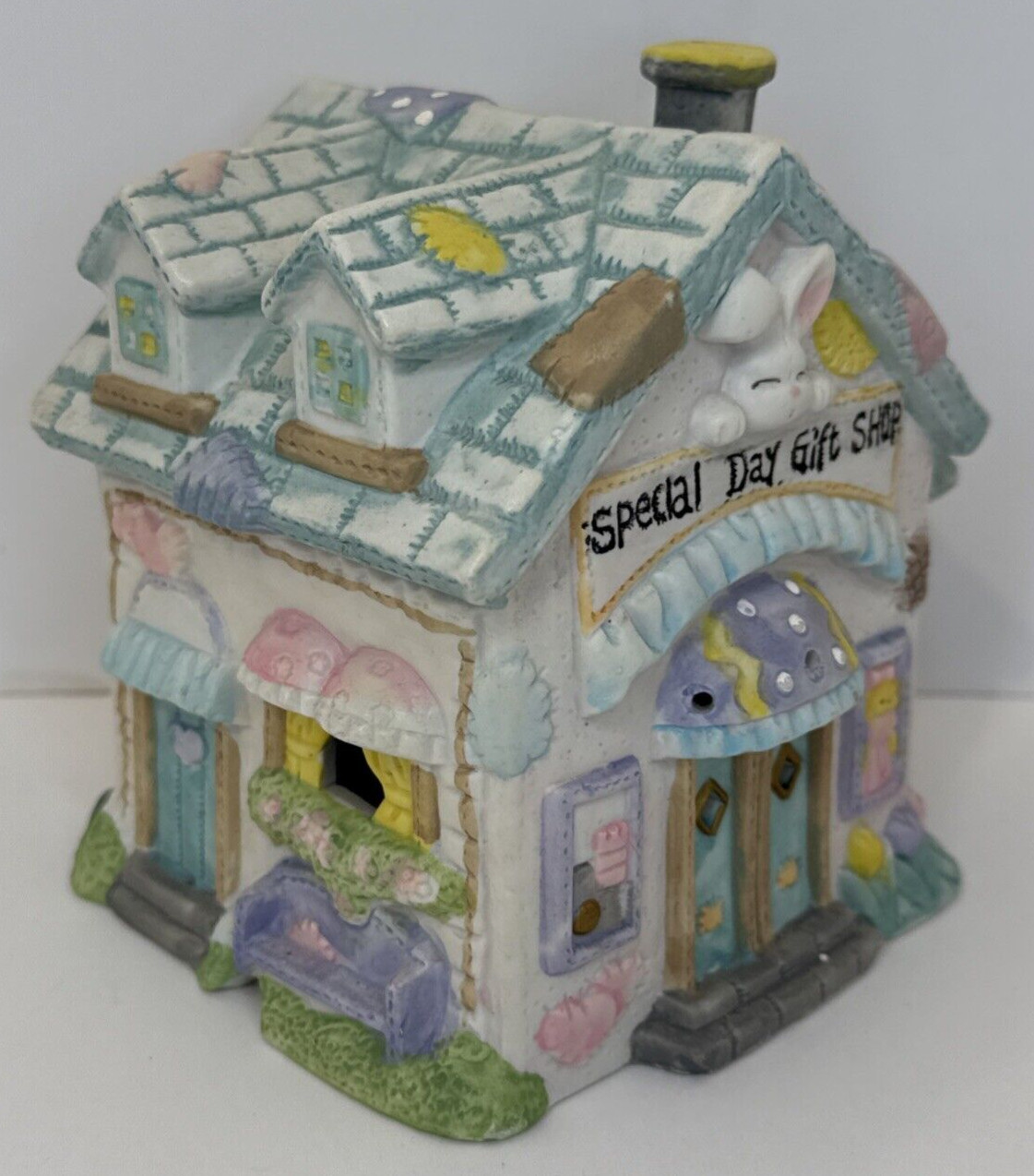 Porcelain House Special Day Gift Shop Figurine Vintage
