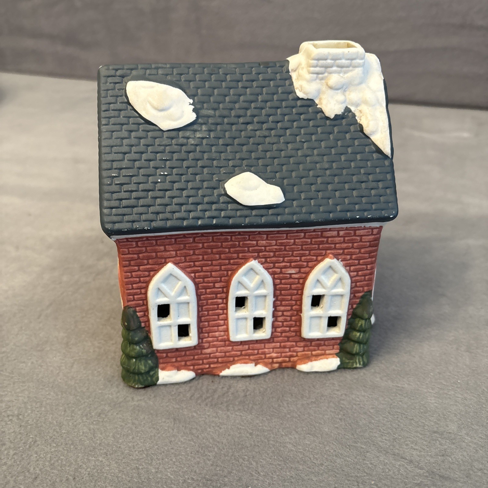 Winter Valley Villages Porcelain Church Vintage 1994 Christmas – Missing Steeple