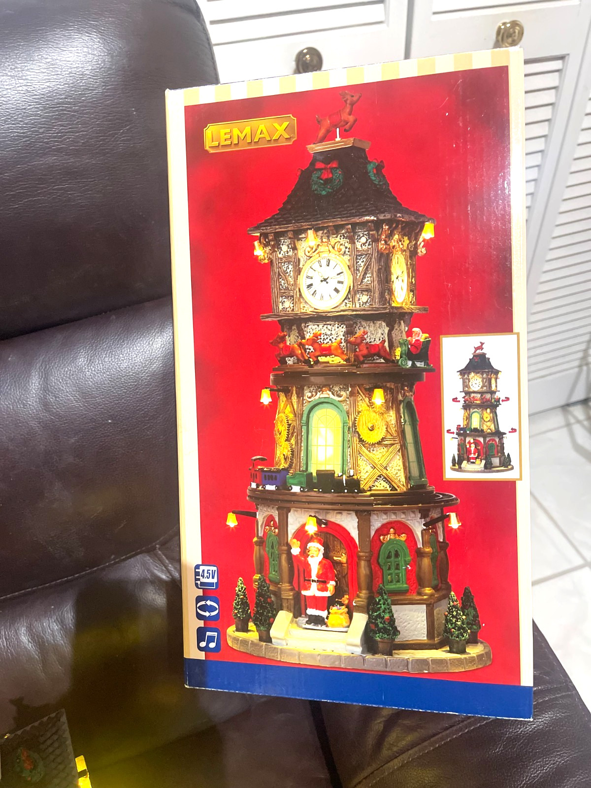 LEMAX CHRISTMAS CLOCK TOWER 45735 IT WORKS